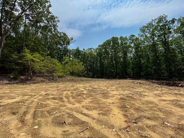 5 Pine Woods Ln, Sterling, MA 01564