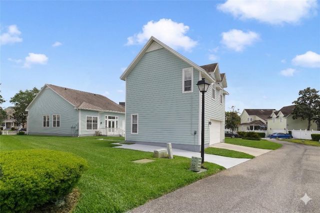 104 EASTPARK CRESCENT, Celebration, FL 34747