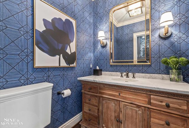 223 Cloverly Road, Grosse Pointe Farms, MI 48236