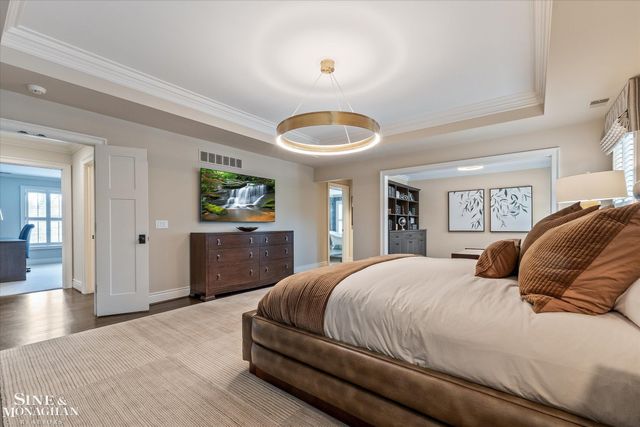 223 Cloverly Road, Grosse Pointe Farms, MI 48236