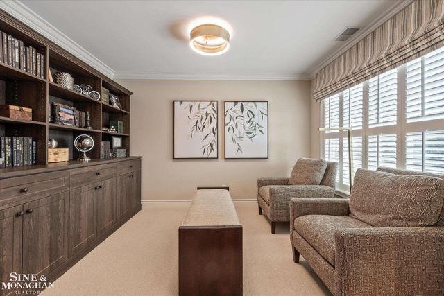 223 Cloverly Road, Grosse Pointe Farms, MI 48236