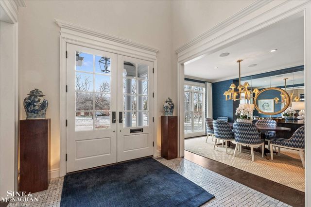 223 Cloverly Road, Grosse Pointe Farms, MI 48236