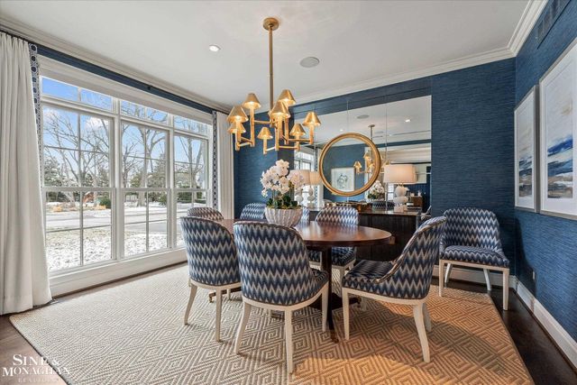 223 Cloverly Road, Grosse Pointe Farms, MI 48236