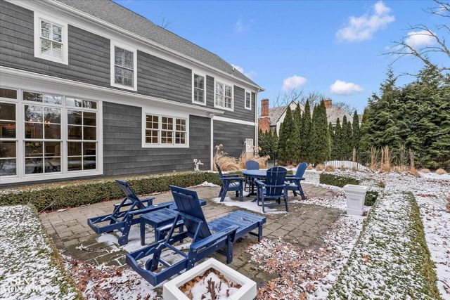 223 Cloverly Road, Grosse Pointe Farms, MI 48236