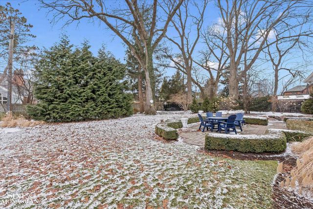 223 Cloverly Road, Grosse Pointe Farms, MI 48236