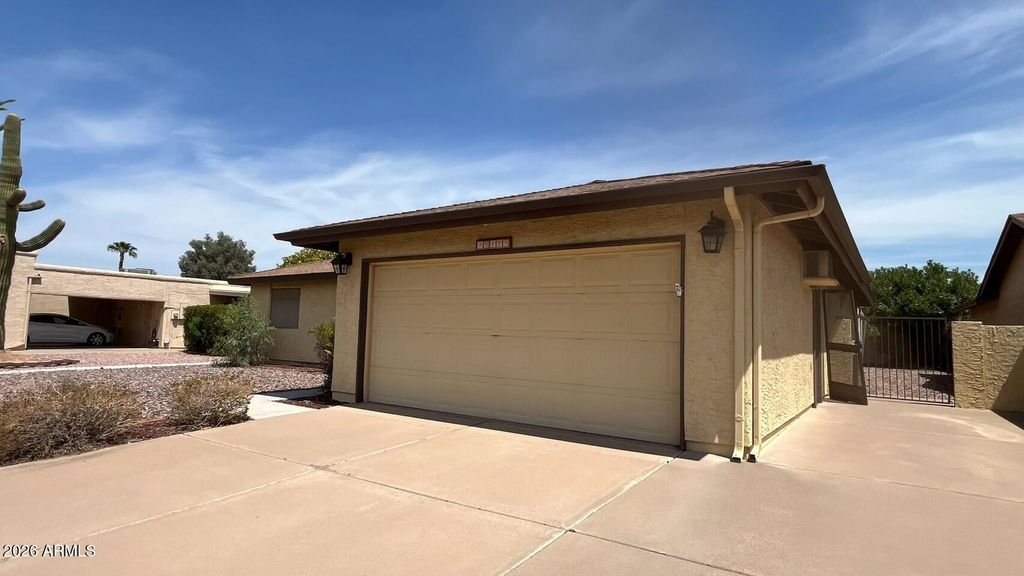 26429 S NEW TOWN Drive, Sun Lakes, AZ 85248 — photo 3