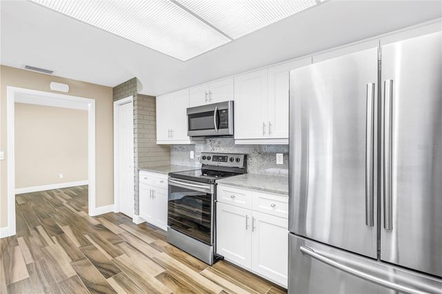 12088 70TH AVENUE, Seminole, FL 33772