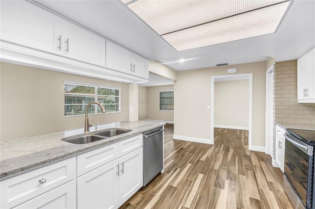 12088 70TH AVENUE, Seminole, FL 33772