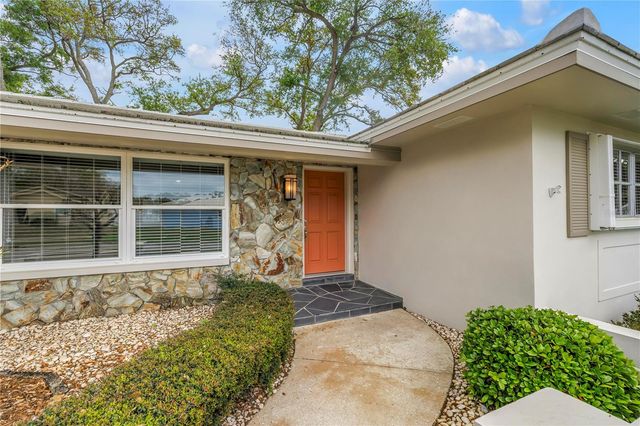 12088 70TH AVENUE, Seminole, FL 33772