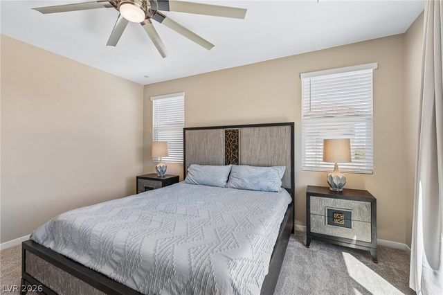 194 Viento Ridge Street, Henderson, NV 89012