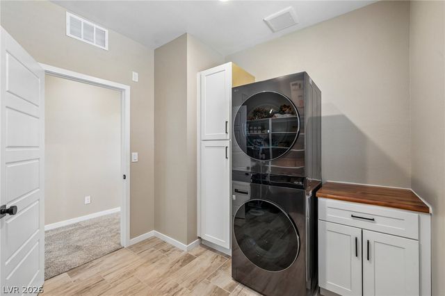 194 Viento Ridge Street, Henderson, NV 89012