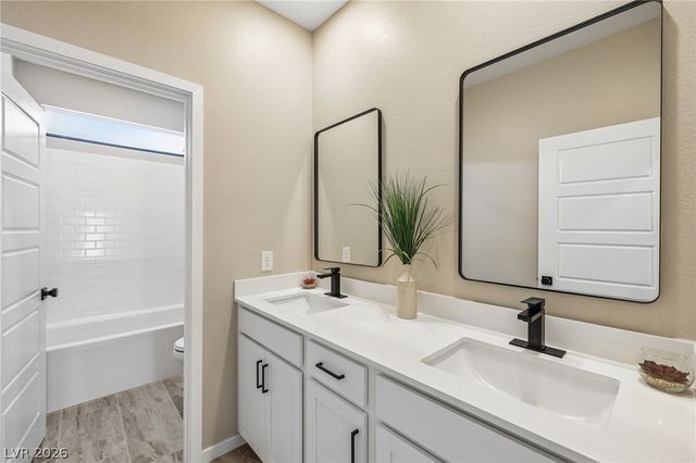 194 Viento Ridge Street, Henderson, NV 89012