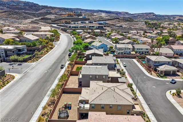 194 Viento Ridge Street, Henderson, NV 89012