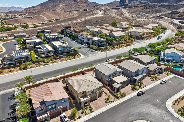 194 Viento Ridge Street, Henderson, NV 89012