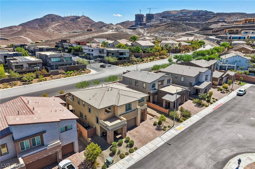 194 Viento Ridge Street, Henderson, NV 89012 — photo 5