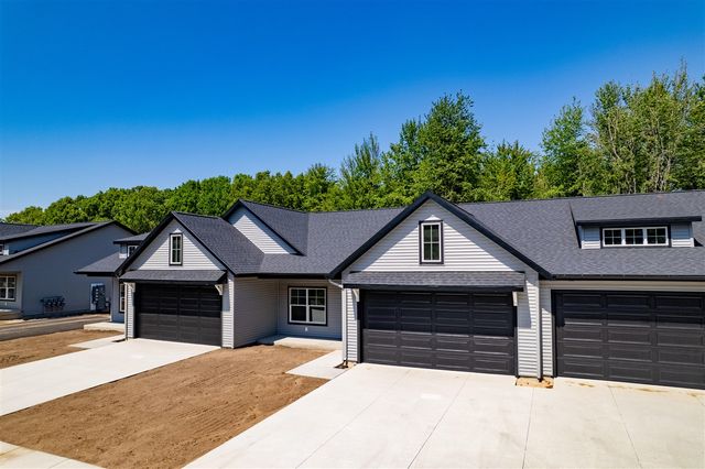 17426 Ridge Avenue, Ferrysburg, MI 49409