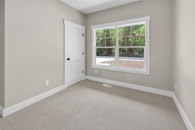 17426 Ridge Avenue, Ferrysburg, MI 49409