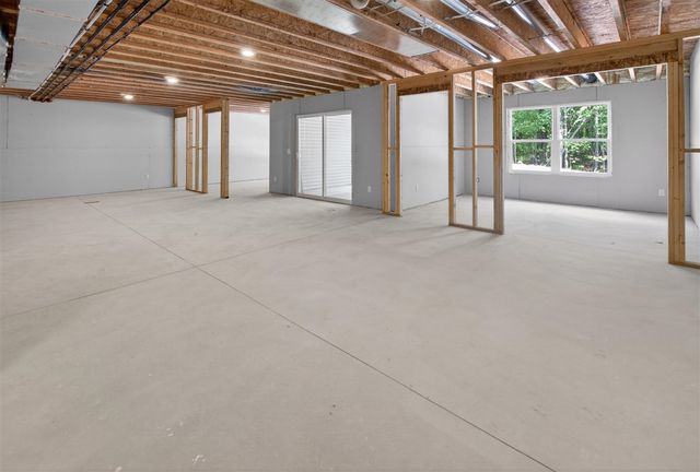 17426 Ridge Avenue, Ferrysburg, MI 49409
