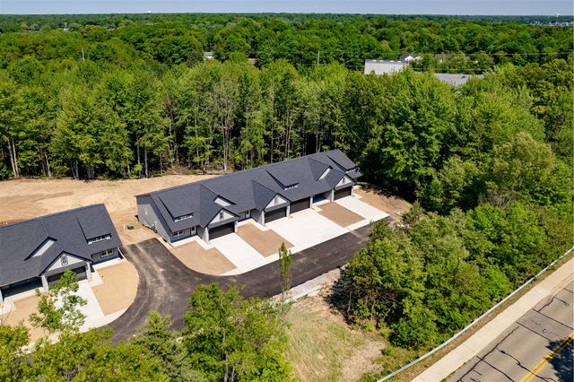 17426 Ridge Avenue, Ferrysburg, MI 49409