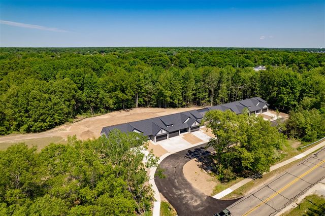 17426 Ridge Avenue, Ferrysburg, MI 49409