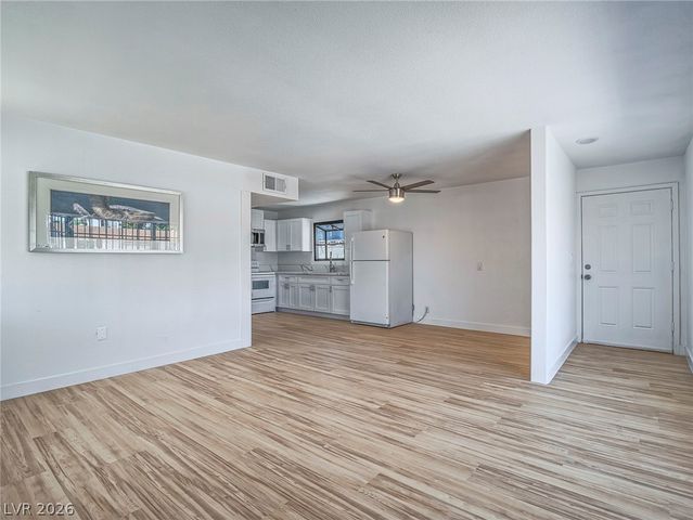 4351 Chafer Drive, Las Vegas, NV 89121