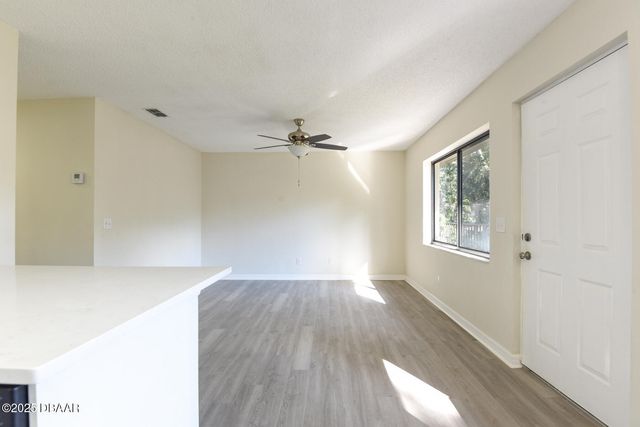 1601 Big Tree Rd Apt 1006, Daytona Beach, FL 32119