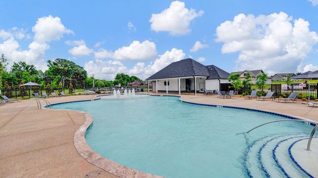 1010 MEWBORN FARM RD, Oakland, TN 38060