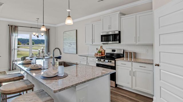 1010 MEWBORN FARM RD, Oakland, TN 38060