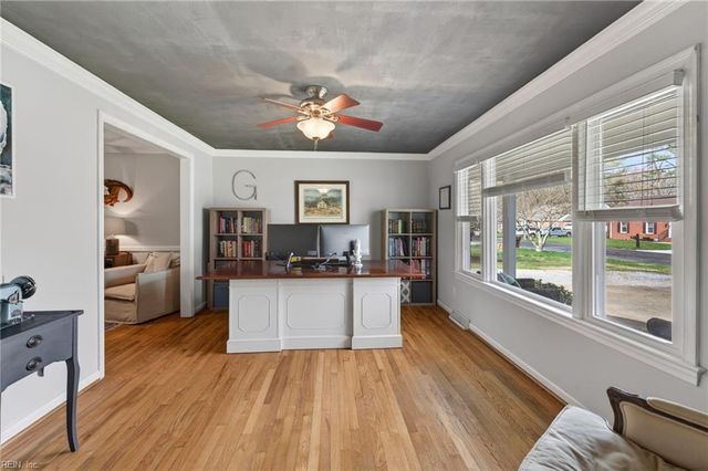 225 Vanette DR, Chesapeake, VA 23322