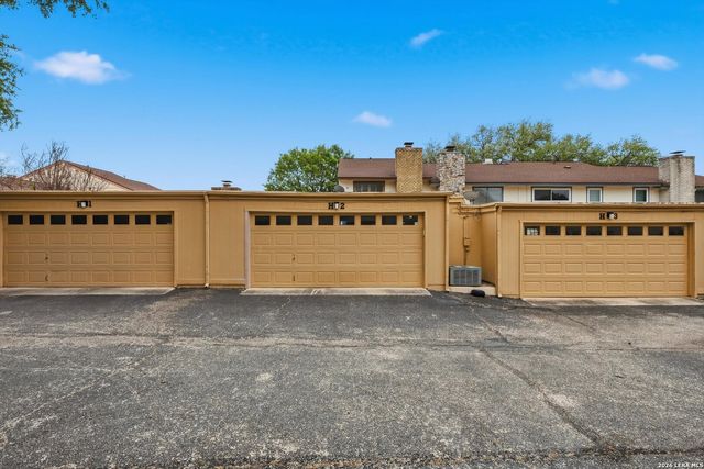 11303 Vance Jackson Rd Apt H2, San Antonio, TX 78230