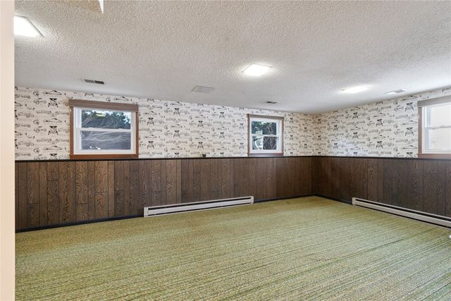 1904 Prairie Street, Grinnell, IA 50112