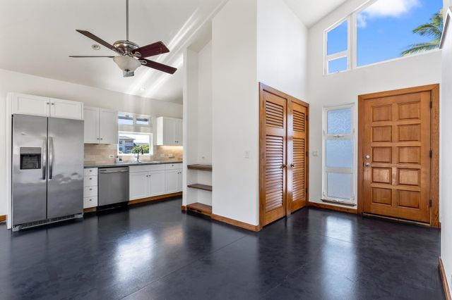 159 Auhana Rd, Kihei, HI 96753