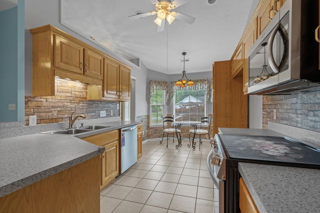 517 Crusade Circle, Conway, SC 29526