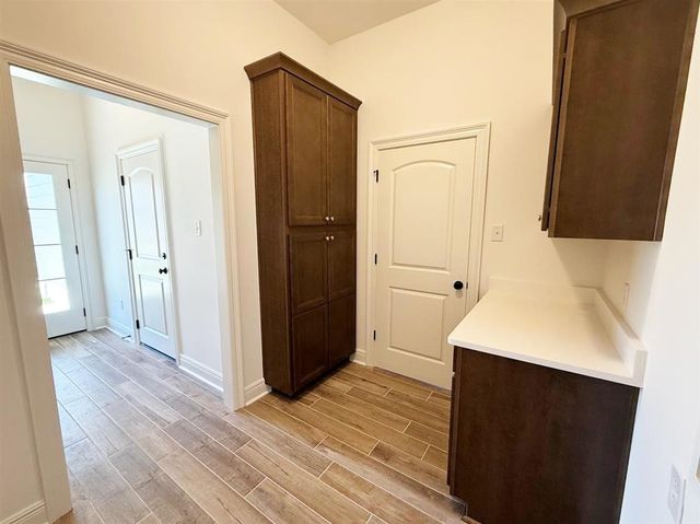 3024 Rosemound Drive, Lake Charles, LA 70607