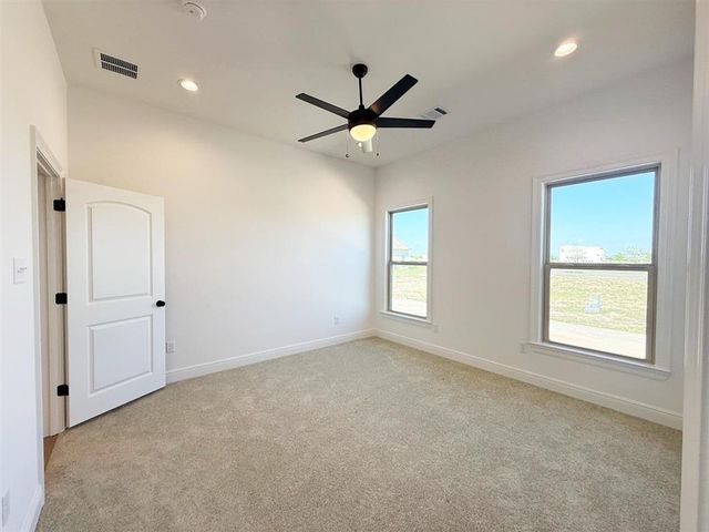 3024 Rosemound Drive, Lake Charles, LA 70607