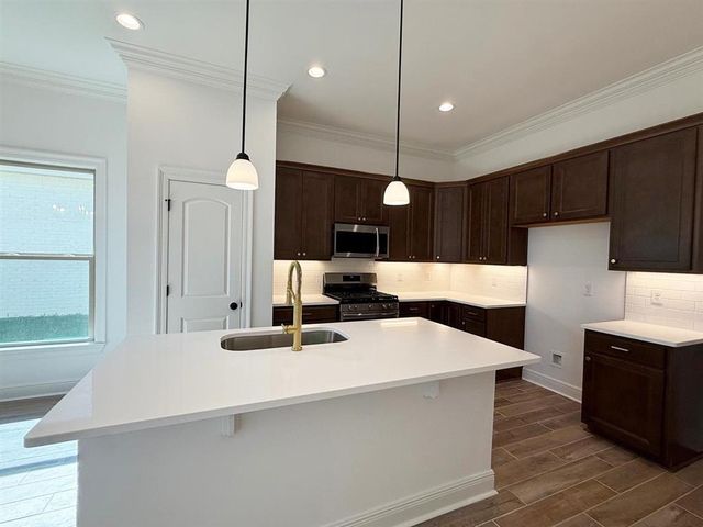 3024 Rosemound Drive, Lake Charles, LA 70607