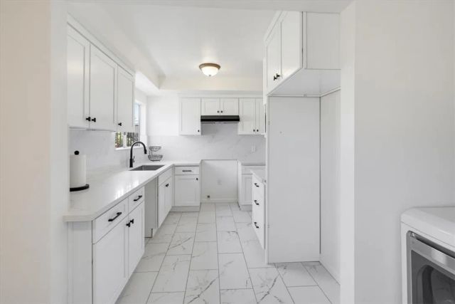 3825 Cimarron, Los Angeles, CA 90062