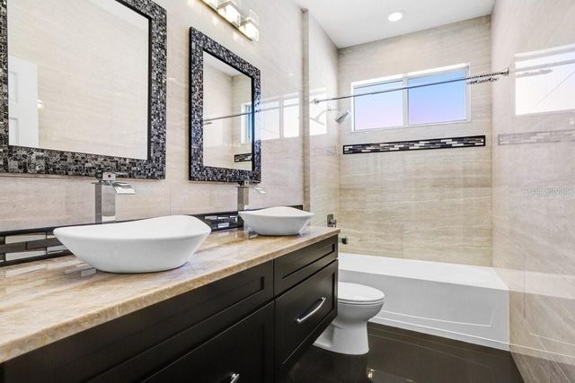 2412 DRAKE ELM TERRACE, Valrico, FL 33594