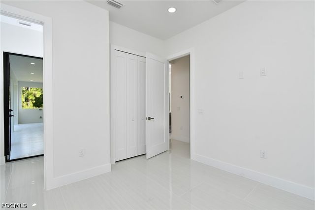 1019 Henry AVE, Lehigh Acres, FL 33972