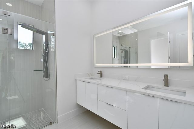 1019 Henry AVE, Lehigh Acres, FL 33972