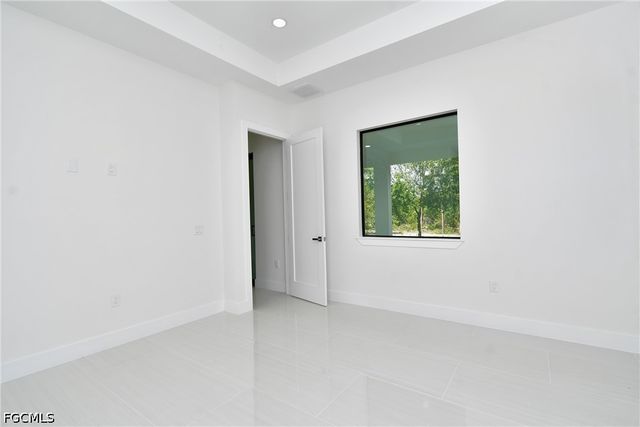 1019 Henry AVE, Lehigh Acres, FL 33972