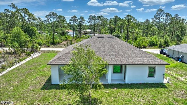 1019 Henry AVE, Lehigh Acres, FL 33972