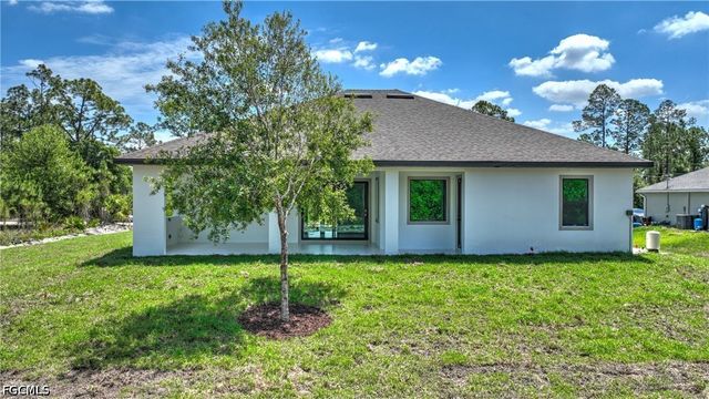 1019 Henry AVE, Lehigh Acres, FL 33972