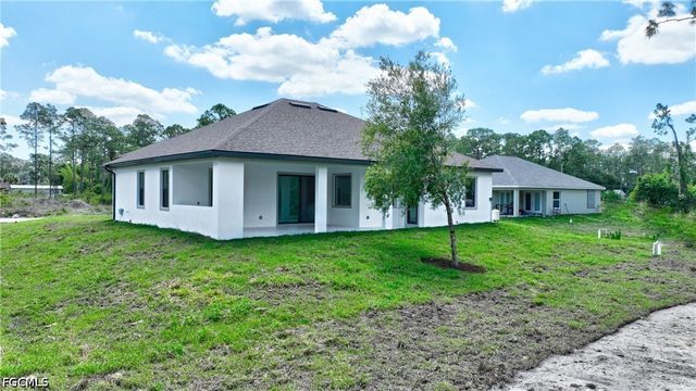 1019 Henry AVE, Lehigh Acres, FL 33972