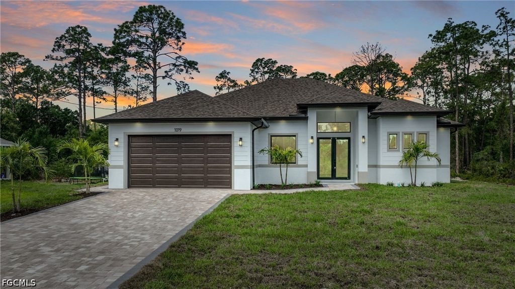 1019 Henry AVE, Lehigh Acres, FL 33972