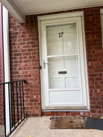 190 Knickerbocker Rd 17, Englewood City, NJ 07631