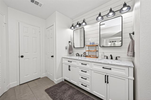 20335 Atascocita Shores Drive, Humble, TX 77346