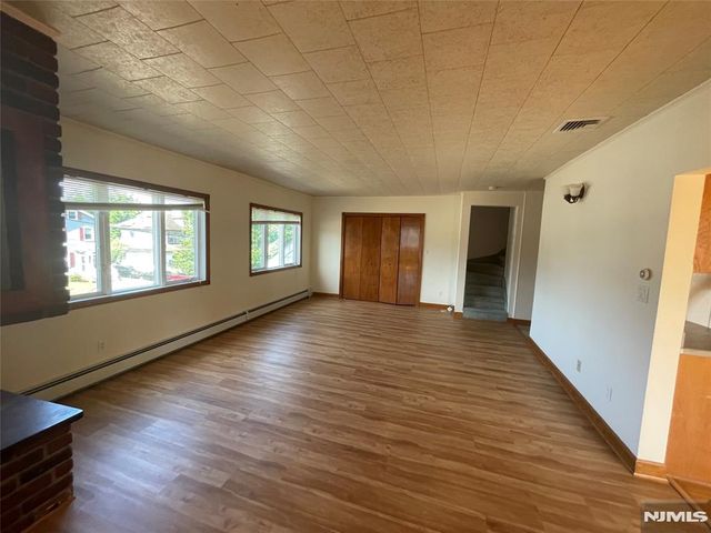 163 Madison Avenue, Hasbrouck Heights, NJ 07604