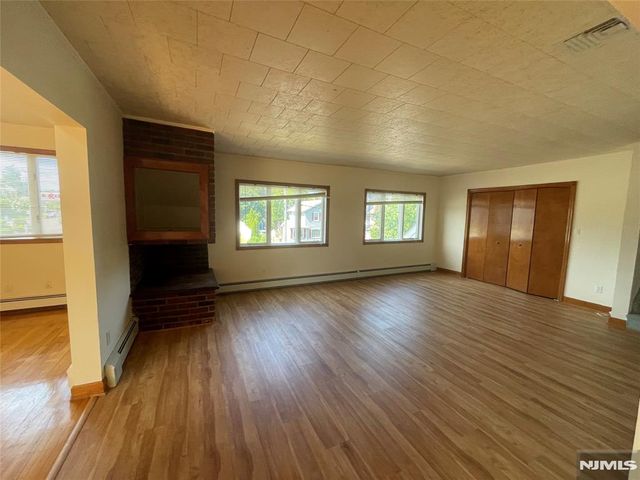 163 Madison Avenue, Hasbrouck Heights, NJ 07604