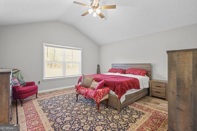 192 Hummingbird Lane, Jesup, GA 31545